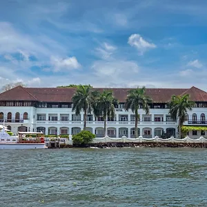 Brunton Boatyard - A Cgh Earth Experience Коччи